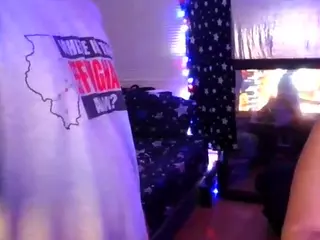 pappyslilfreak's Live Sex Cam Show