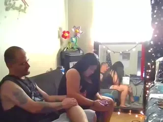 pappyslilfreak's Live Sex Cam Show