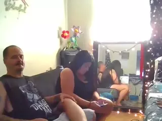 pappyslilfreak's Live Sex Cam Show