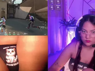 PetiteSofia's Live Sex Cam Show