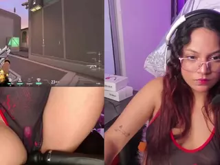 PetiteSofia's Live Sex Cam Show