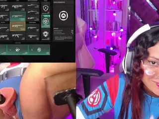PetiteSofia's Live Sex Cam Show