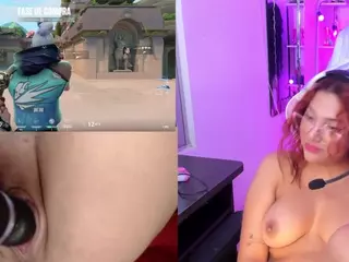 PetiteSofia's Live Sex Cam Show