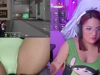 PetiteSofia's Live Sex Cam Show
