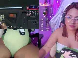 PetiteSofia's Live Sex Cam Show