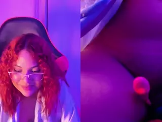 PetiteSofia's Live Sex Cam Show