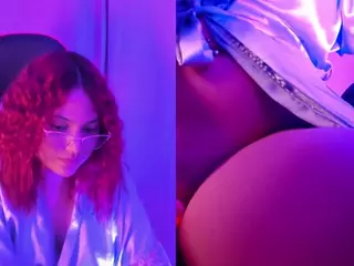 PetiteSofia's Live Sex Cam Show