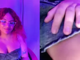 PetiteSofia's Live Sex Cam Show