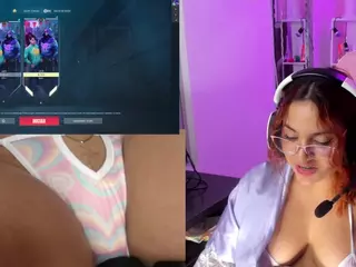 PetiteSofia's Live Sex Cam Show