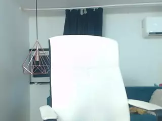 AndraHaart's Live Sex Cam Show