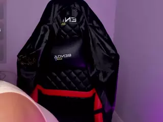 ivy-scott's Live Sex Cam Show