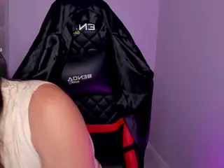 ivy-scott's Live Sex Cam Show