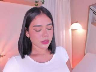 Live cam show with mara-brooks