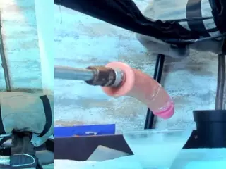 Amelia Myers's Live Sex Cam Show