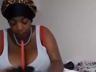 KandiKoatedd's Live Sex Cam Show