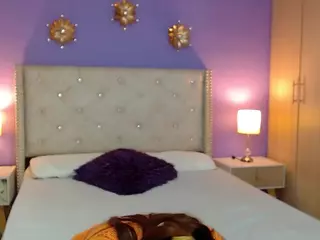 Mia-coluccii's Live Sex Cam Show