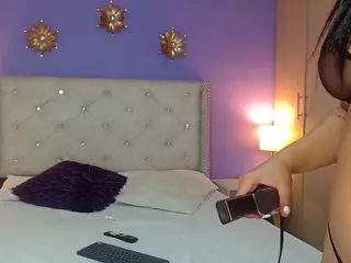 Mia-coluccii's Live Sex Cam Show