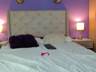 Mia-coluccii's Live Sex Cam Show