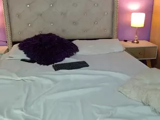 Mia-coluccii's Live Sex Cam Show