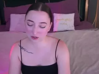 MonAmourR's Live Sex Cam Show