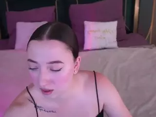MonAmourR's Live Sex Cam Show