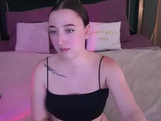 MonAmourR's Live Sex Cam Show