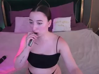 MonAmourR's Live Sex Cam Show