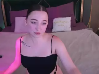 MonAmourR's Live Sex Cam Show