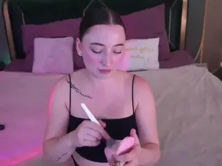 MonAmourR's Live Sex Cam Show
