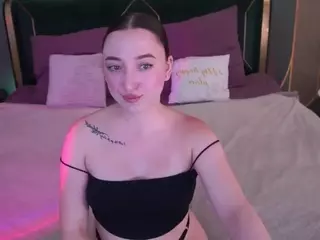MonAmourR's Live Sex Cam Show