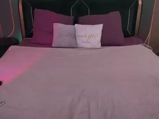 MonAmourR's Live Sex Cam Show