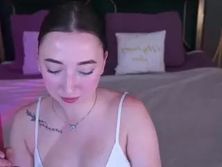 MonAmourR's Live Sex Cam Show