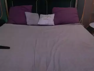 MonAmourR's Live Sex Cam Show