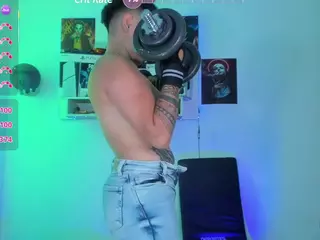 milley-rose's Live Sex Cam Show