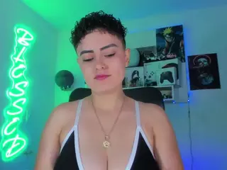 milley-rose's Live Sex Cam Show