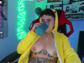 milley-rose's Live Sex Cam Show