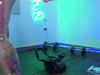 milley-rose's Live Sex Cam Show