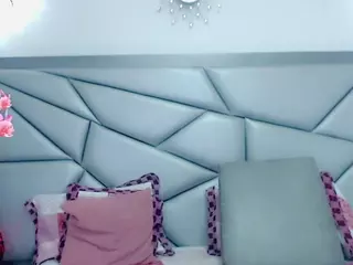 AlanaBekeer's Live Sex Cam Show