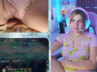 AlessiaDouce's Live Sex Cam Show