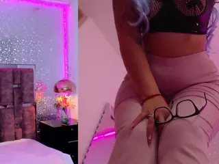 AlessiaDouce's Live Sex Cam Show