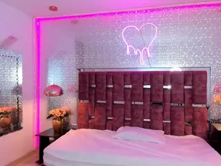 AlessiaDouce's Live Sex Cam Show