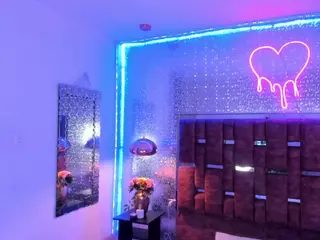 AlessiaDouce's Live Sex Cam Show
