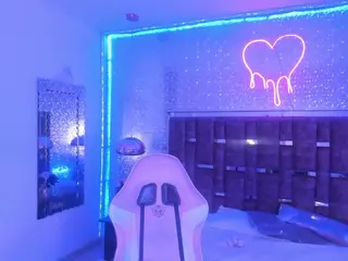 AlessiaDouce's Live Sex Cam Show