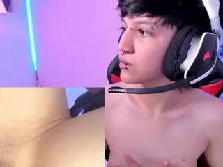 Charlie-Taylor's Live Sex Cam Show