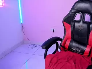 Charlie-Taylor's Live Sex Cam Show