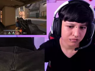 Charlie-Taylor's Live Sex Cam Show