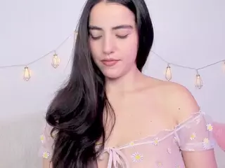Martina-Babe's Live Sex Cam Show