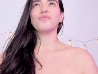 Martina-Babe's Live Sex Cam Show