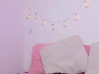 Martina-Babe's Live Sex Cam Show