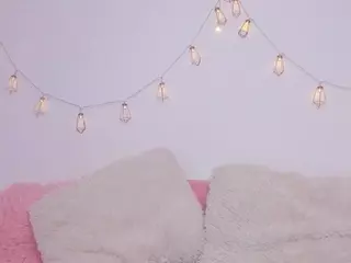 Martina-Babe's Live Sex Cam Show